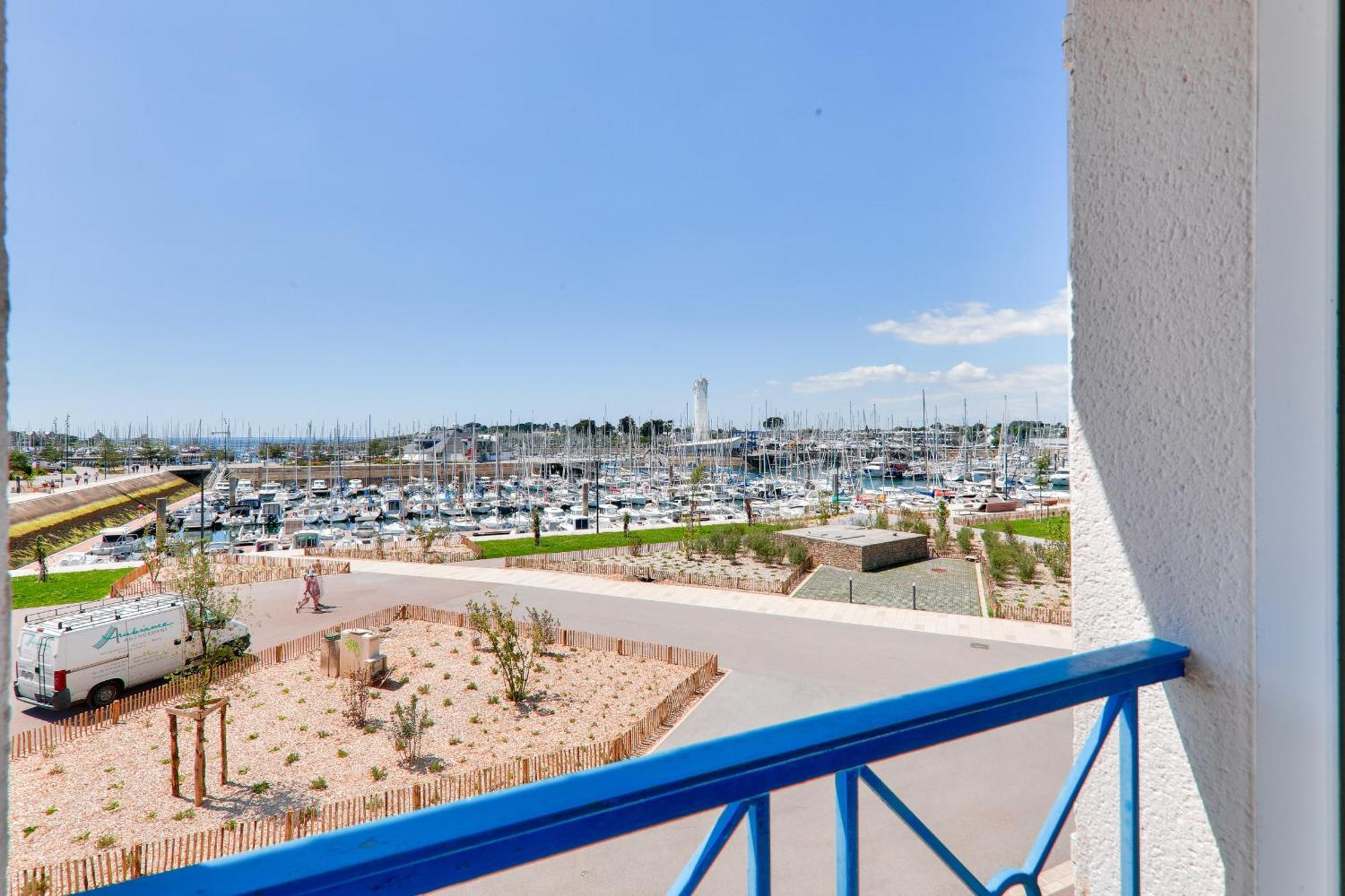 Vue Sur Le Port Du Crouesty, Pour 5 *